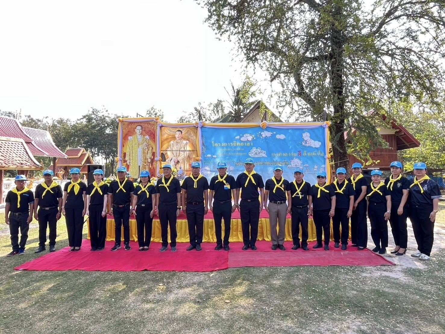 สพอ.พนมไพร จังหวัดร้อยเอ็ด ร่วมกิจกรรมจิตอาสาพระราชทาน เนื่องในวันคล้ายวันพระบรมราชสมภพพ พระบาทสมเด็จพระบรมชนกาทิเบศร มหาภูมิพลอดุลยเดชมหาราช บรมนาถบพิตร วันชาติและวันพ่อแห่งชาติ 5 ธันวาคม 2568